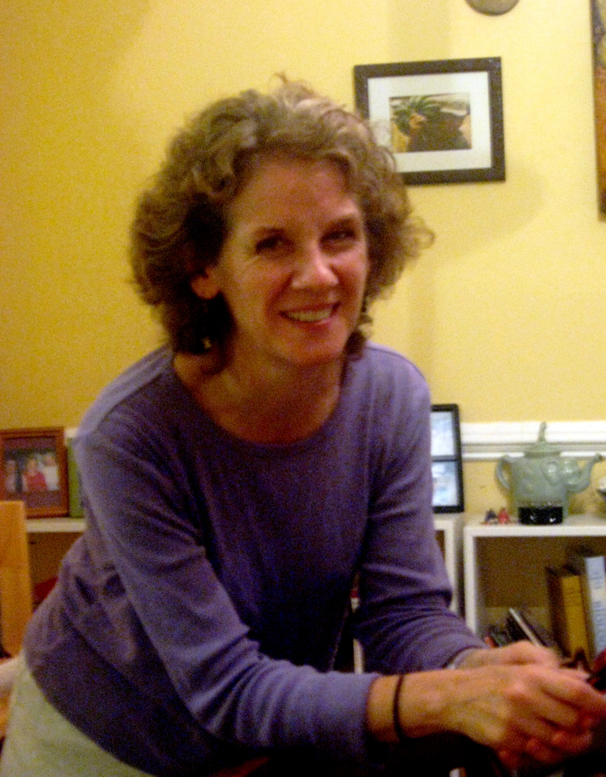 Naomi Thiers (2).jpg